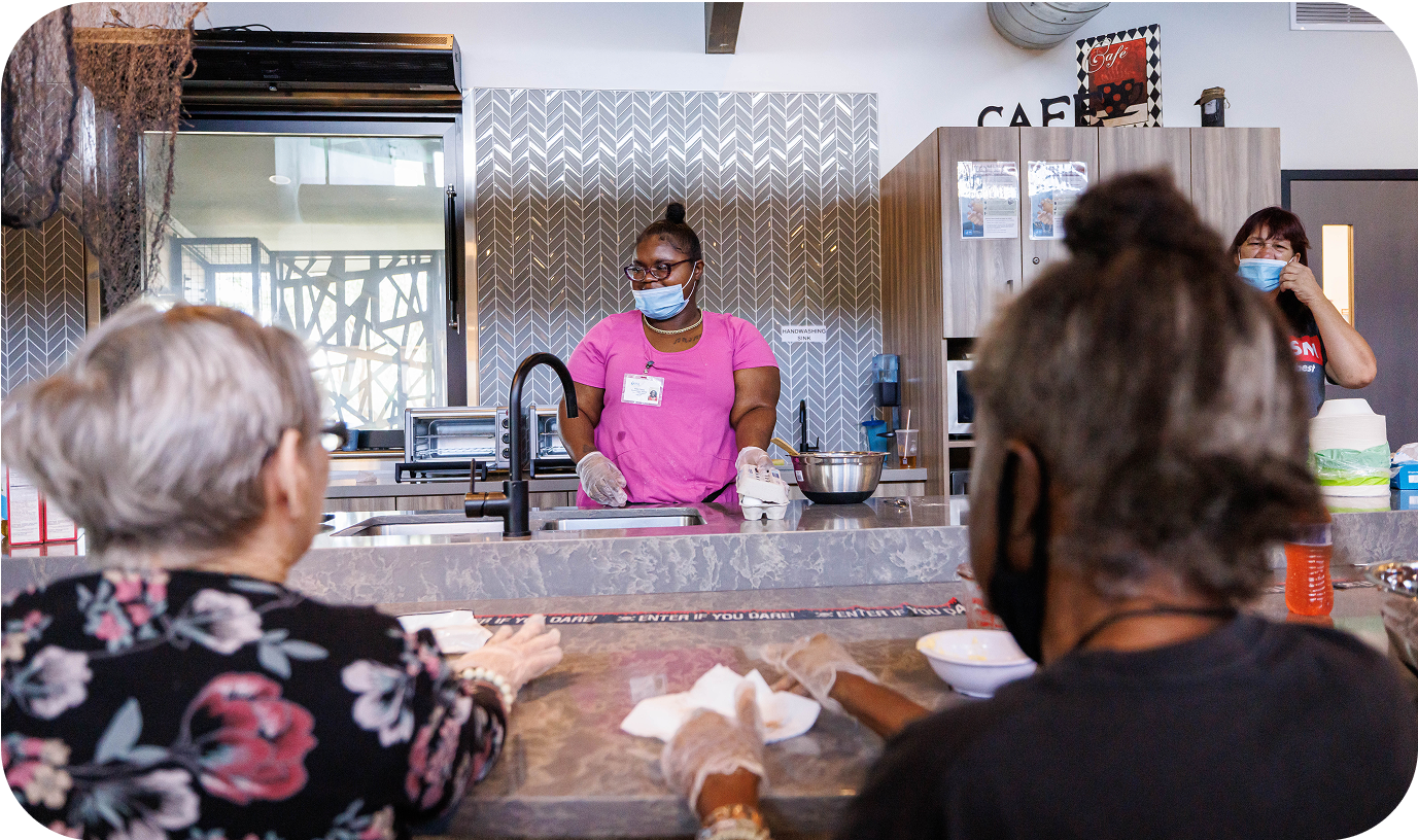 a nurse teaching a nutrition class